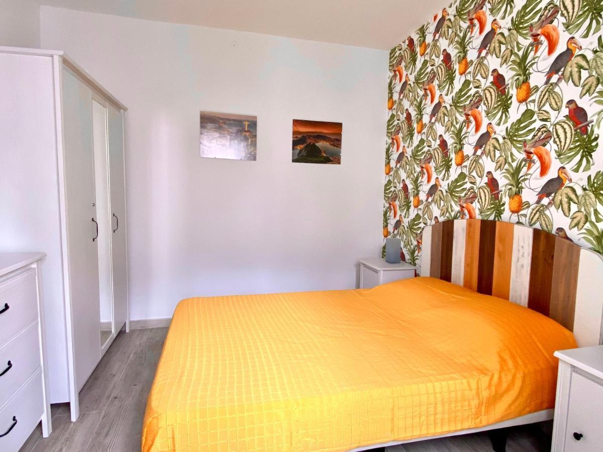 Town House With Patio In Quiet Residential Area 10 Min From Beach トレモリノス エクステリア 写真